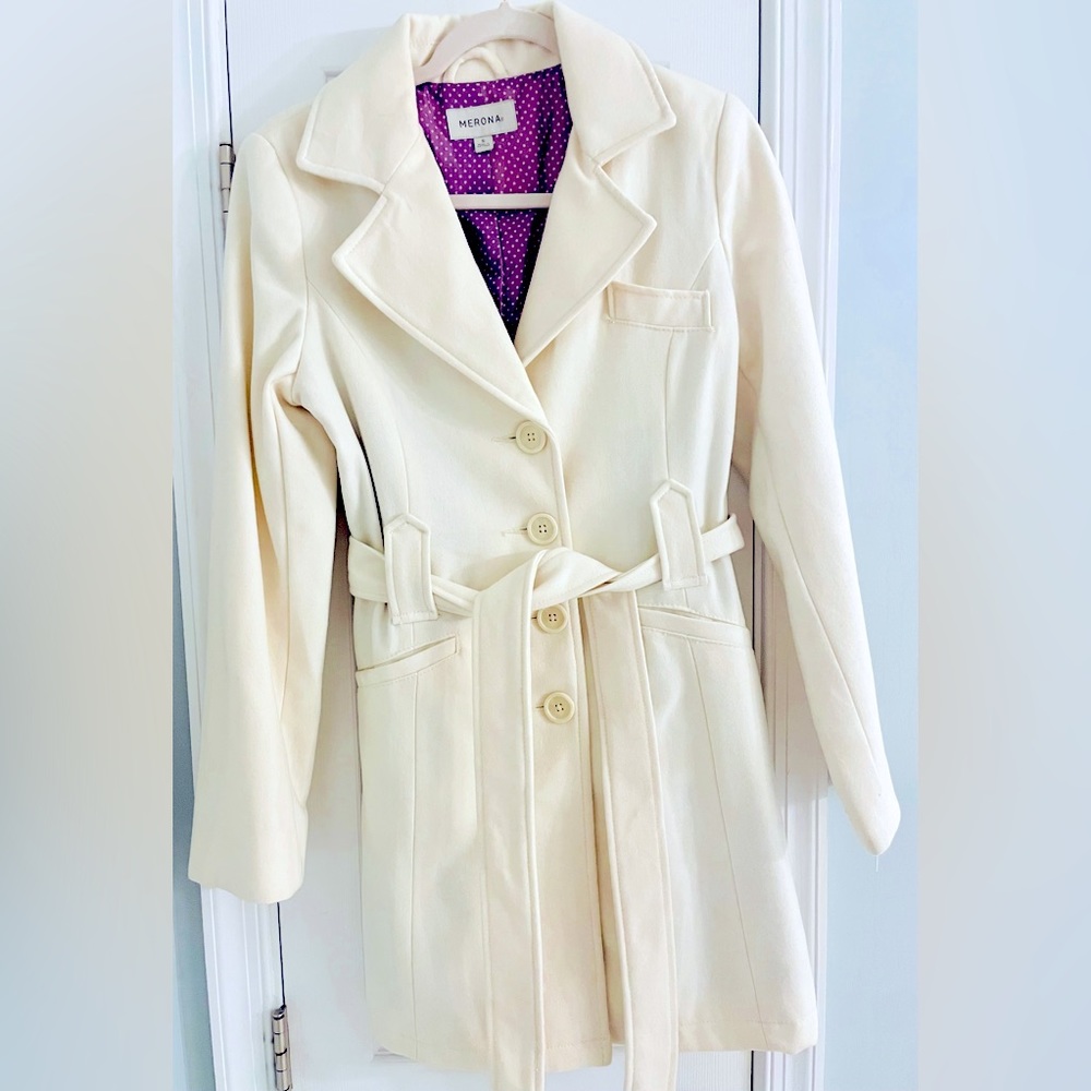 Merona Small Cream Coat. Excellent Condition.